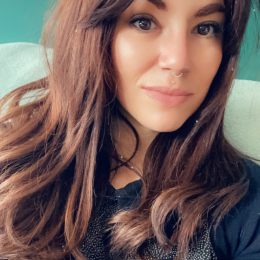 Laura profile