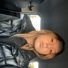 Léa profile