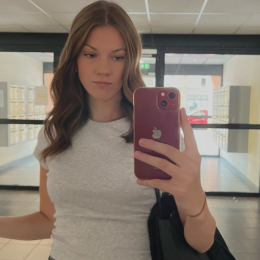 Emily profile