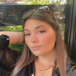 Laura profile