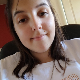 Daniela profile