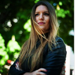 Laura profile