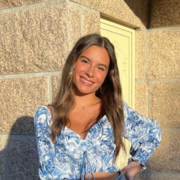Léa profile