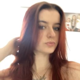 Manon profile