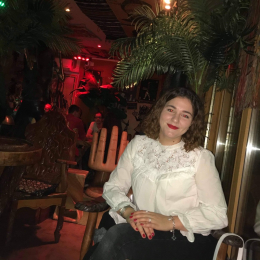Gloria profile