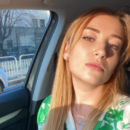 Margaux profile