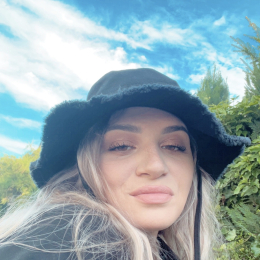 Emma profile