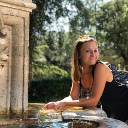 Justine profile