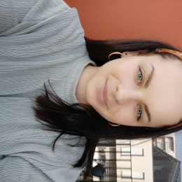 Léna profile