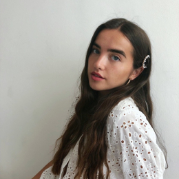 Théa profile