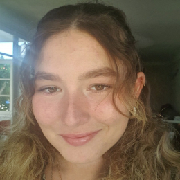 Maeva profile