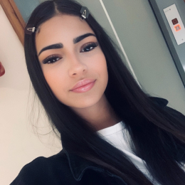 Nicole profile