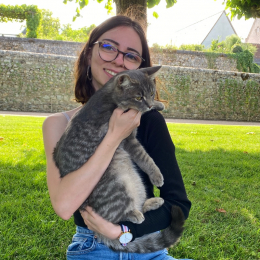 Emmanuelle profile