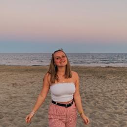 Agathe profile