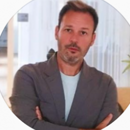 Nicolas profile