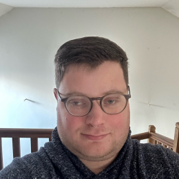 Romain profile