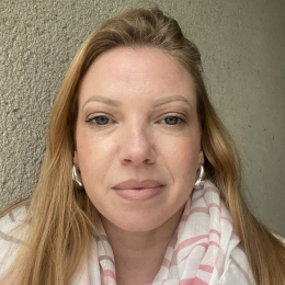 Caroline profile