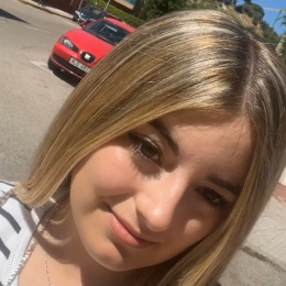 Nadia profile