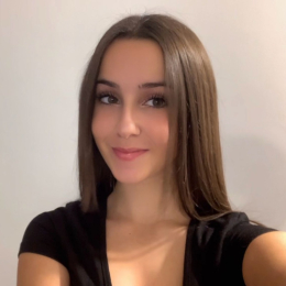 Andrea profile