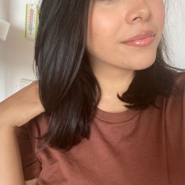 Valéria profile