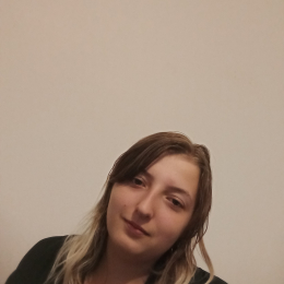 Hélène profile