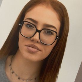 Inès