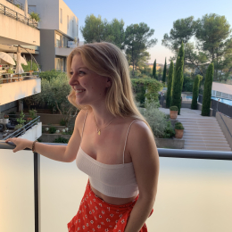 Chloé profile
