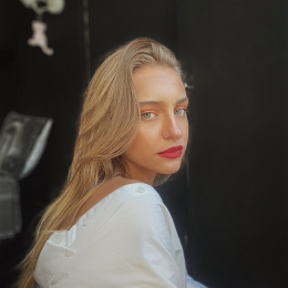 Klaudia profile