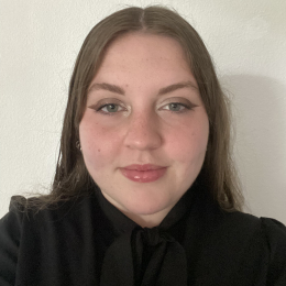 Laura profile