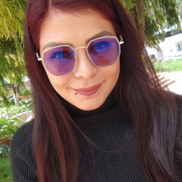 Carol ariana profile