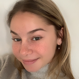 Zoé profile