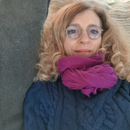 Hélène profile