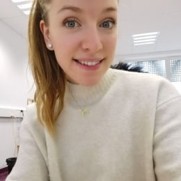 Naomie profile