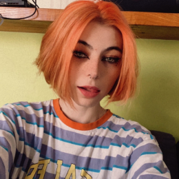 Léane profile