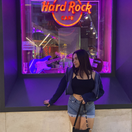 Daniela profile