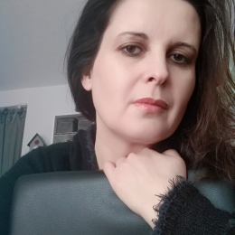 Hélène profile