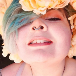 Laeticia profile