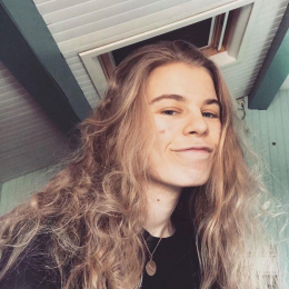 Emilie profile