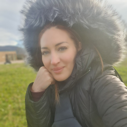 Aurore profile