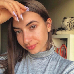 Célia profile