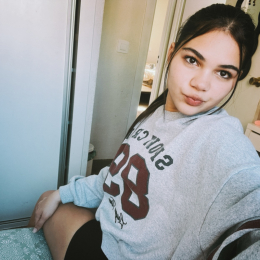 Alejandra profile