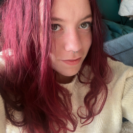 Manon profile