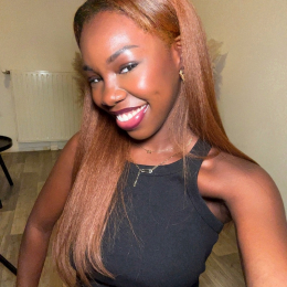 Nayé profile