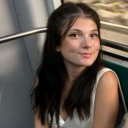 Zoé profile