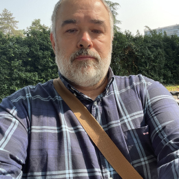 Olivier profile