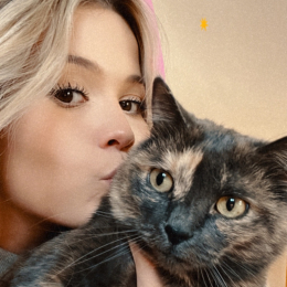 Léa profile