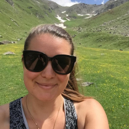 Romane profile