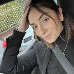Andreia profile