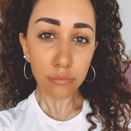 Alessia profile