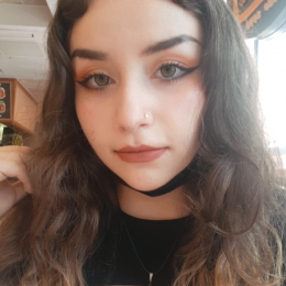 Laura profile